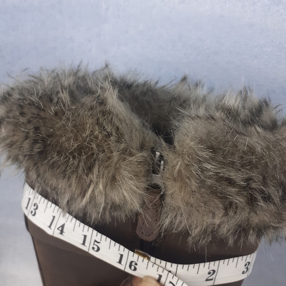 Eddie Bauer Lodge Fur trim Lined Snow Winter boot WATERPROOF LEATHER w7.5 AS NEW - Picture 9 of 16
